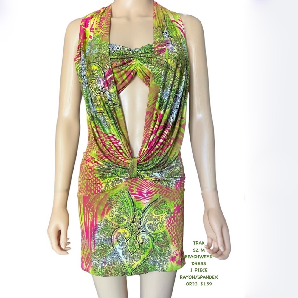 TRAK SZ M BEACHWEAR DRESS 1 PIECE